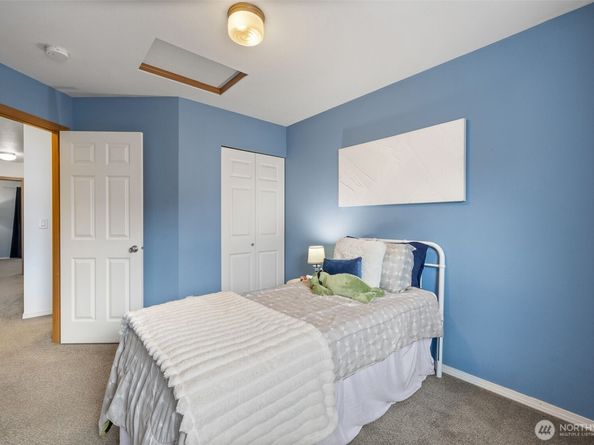 8705 1st Place NE A, Lake Stevens WA 98258