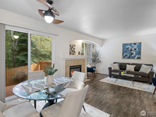 8705 1st Place NE A, Lake Stevens WA 98258