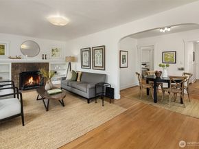 8266 4th Avenue NE, Seattle WA 98115