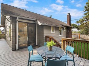 8266 4th Avenue NE, Seattle WA 98115