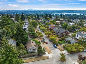 8266 4th Avenue NE, Seattle WA 98115