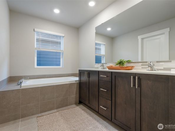 5856 Waverly Road SW, Port Orchard WA 98367