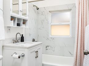3947 S Warsaw Street, Seattle WA 98118