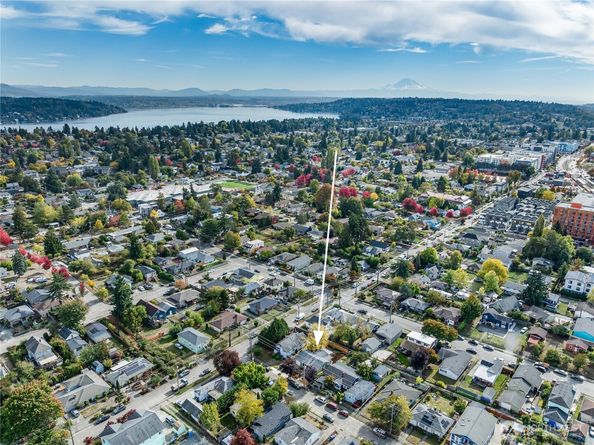 3947 S Warsaw Street, Seattle WA 98118
