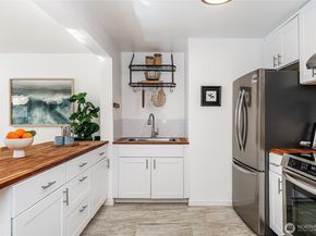 3947 S Warsaw Street, Seattle WA 98118