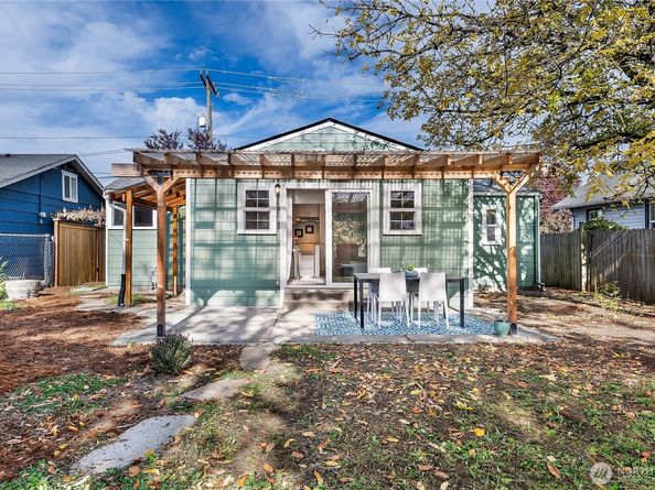 3947 S Warsaw Street, Seattle WA 98118