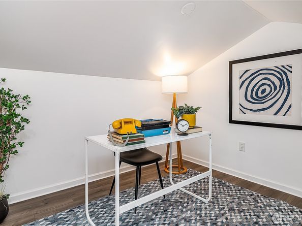 3947 S Warsaw Street, Seattle WA 98118