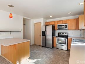 7006 E Dakota Street, Port Orchard WA 98366