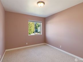 7006 E Dakota Street, Port Orchard WA 98366