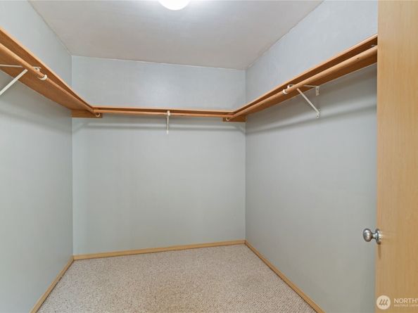 7006 E Dakota Street, Port Orchard WA 98366