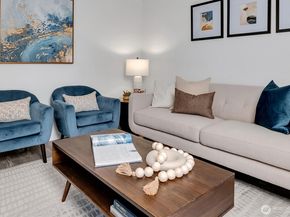 14132 74th Place NE 16D, Kirkland WA 98034