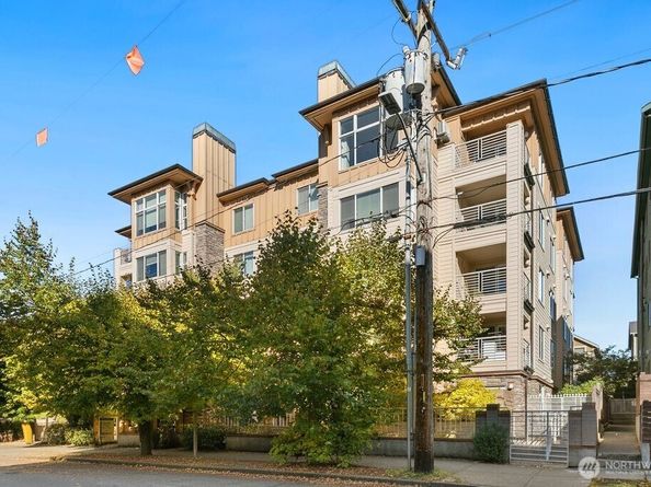 1762 NW 57th Street 501, Seattle WA 98107
