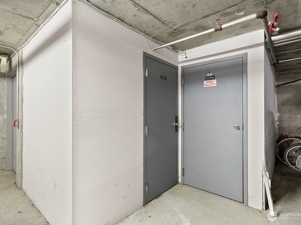 1762 NW 57th Street 501, Seattle WA 98107