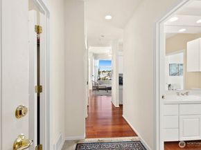 1762 NW 57th Street 501, Seattle WA 98107