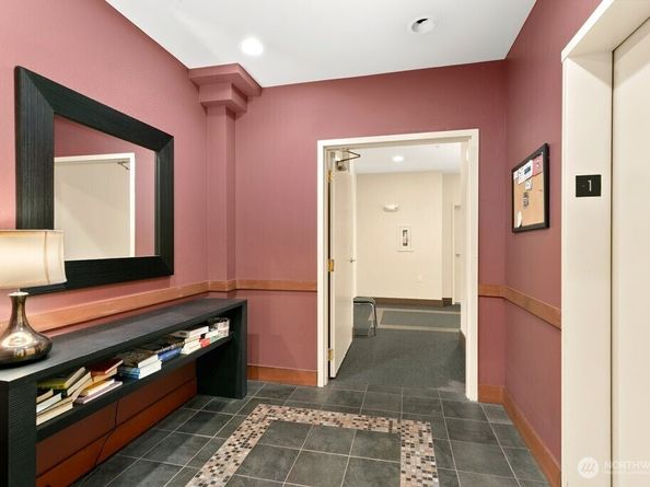1762 NW 57th Street 501, Seattle WA 98107