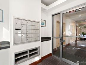 1762 NW 57th Street 501, Seattle WA 98107