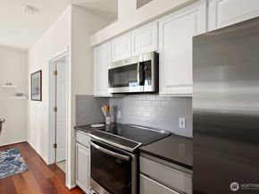 1762 NW 57th Street 501, Seattle WA 98107