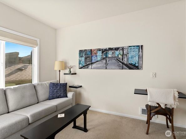 1762 NW 57th Street 501, Seattle WA 98107