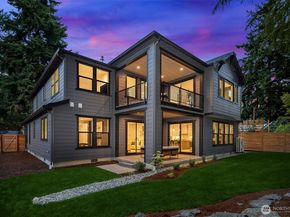 2643 106th Avenue NE, Bellevue WA 98004