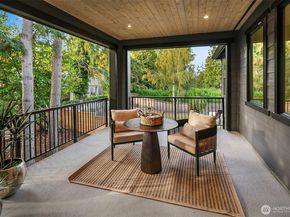 2643 106th Avenue NE, Bellevue WA 98004