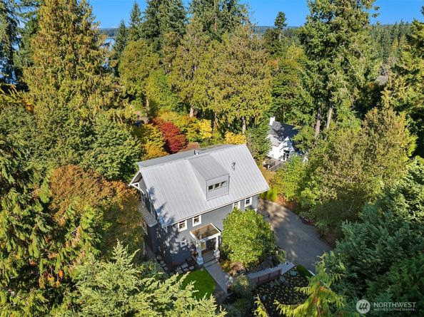 6564 NE Maple Street, Bainbridge Island WA 98110