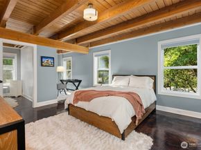 6564 NE Maple Street, Bainbridge Island WA 98110