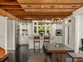 6564 NE Maple Street, Bainbridge Island WA 98110