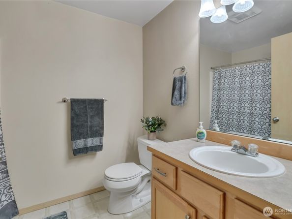 3012 SE 8th Place 1117, Renton WA 98058