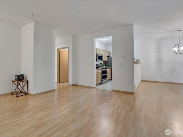 3012 SE 8th Place 1117, Renton WA 98058