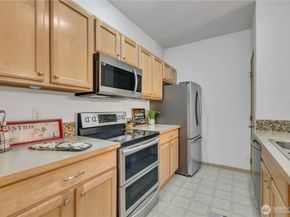3012 SE 8th Place 1117, Renton WA 98058
