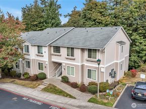 3012 SE 8th Place 1117, Renton WA 98058