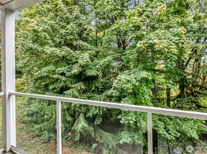 3012 SE 8th Place 1117, Renton WA 98058