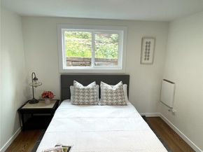 2220 14th Avenue W, Seattle WA 98119