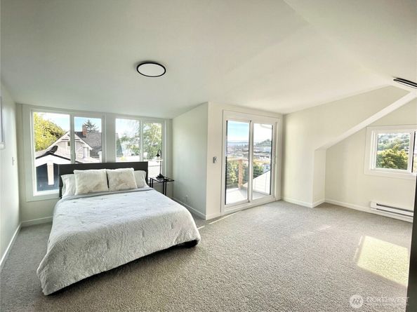 2220 14th Avenue W, Seattle WA 98119