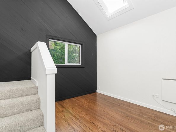 2220 14th Avenue W, Seattle WA 98119