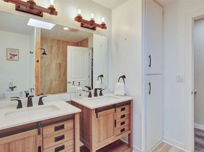 19134 SE May Valley Road, Issaquah WA 98027