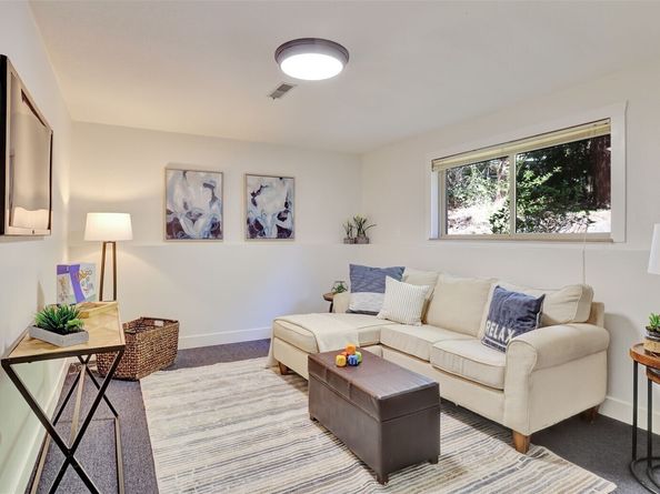 19134 SE May Valley Road, Issaquah WA 98027