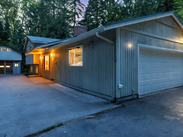 19134 SE May Valley Road, Issaquah WA 98027