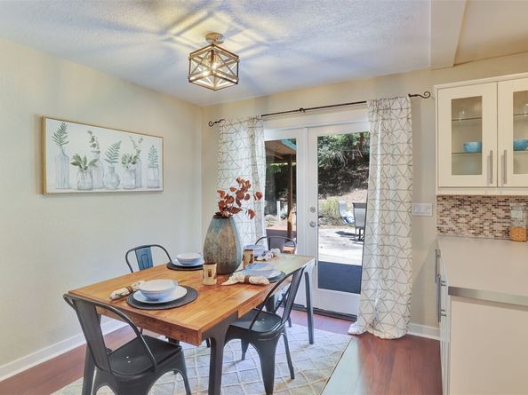 19134 SE May Valley Road, Issaquah WA 98027