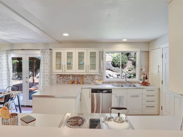 19134 SE May Valley Road, Issaquah WA 98027