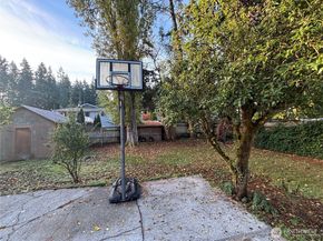 821 195th Street, Shoreline WA 89155