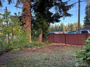 821 195th Street, Shoreline WA 89155