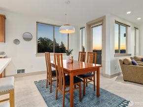6801 Greenwood Avenue N 301, Seattle WA 98103