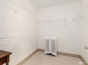 6801 Greenwood Avenue N 301, Seattle WA 98103
