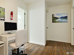 1017 NE 55th Street, Seattle WA 98105