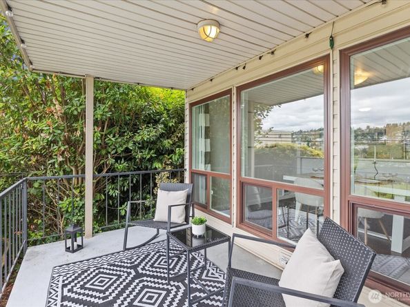 2636 22nd Avenue W 101, Seattle WA 98199