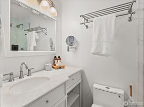 2636 22nd Avenue W 101, Seattle WA 98199