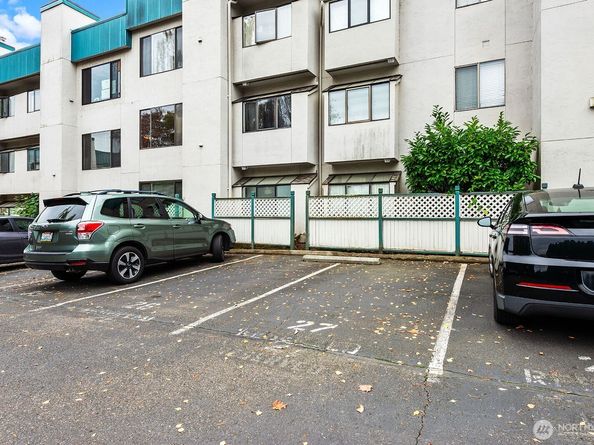 1740 NE 86th Street 215, Seattle WA 98115