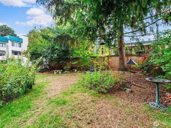 1740 NE 86th Street 215, Seattle WA 98115