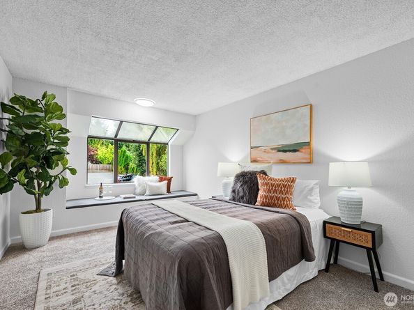 1740 NE 86th Street 215, Seattle WA 98115